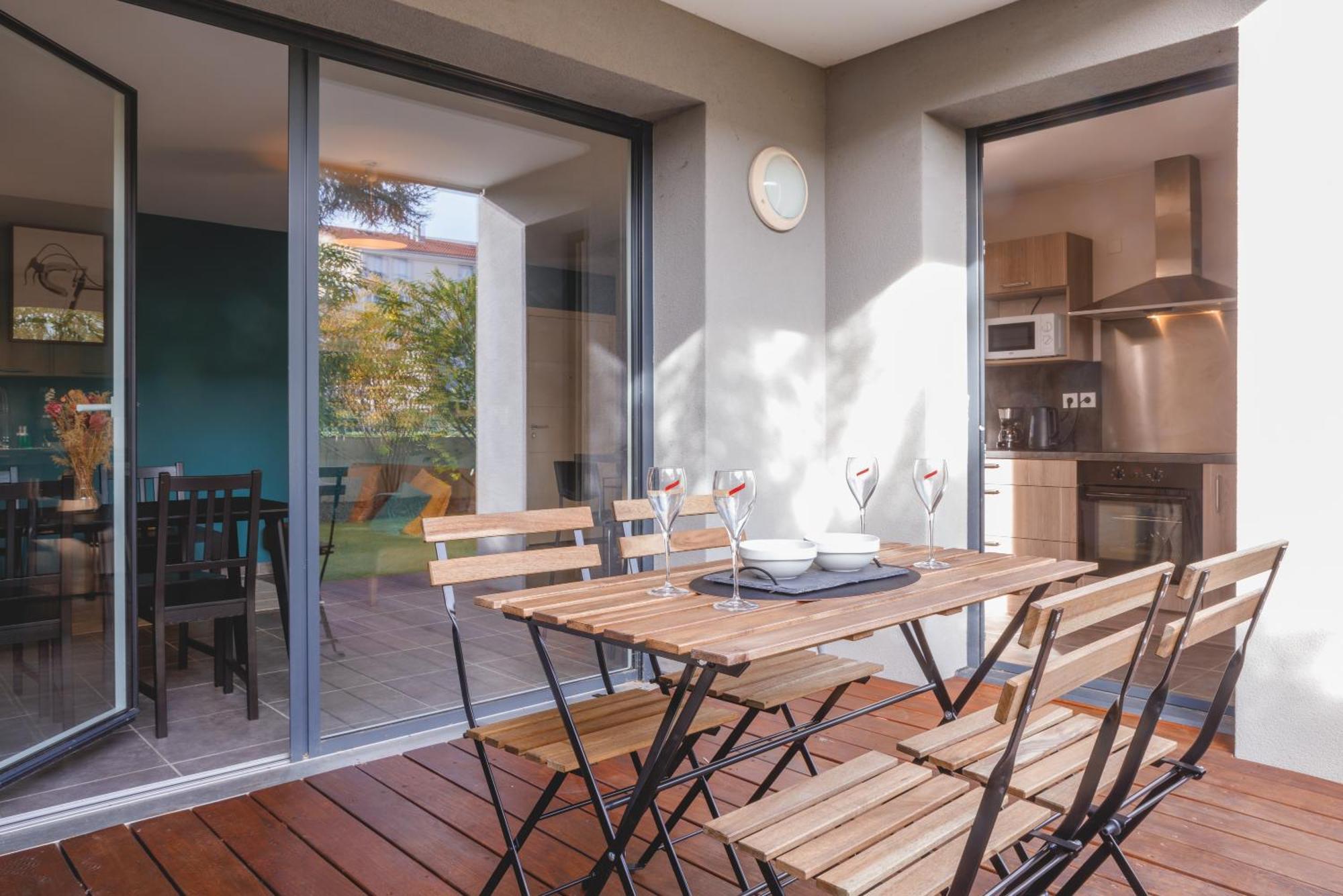 Superbe Appartement Terrasse Rdc - New Location Bourg-en-Bresse Exteriör bild